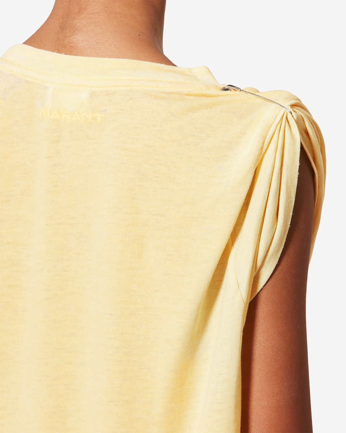 ZELNA T-SHIRT